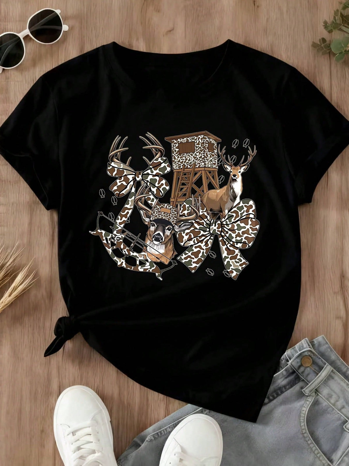 Womens Deer Hunting T Shirt Coquette Bow Camo Country Western Graphic Tee Whitetail Bowhunting Short Sleeve Crew Neck Fall Top for Ladies