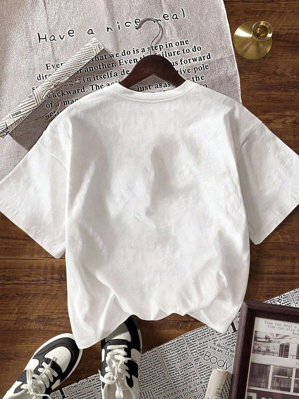 Women Cartoon Cat Paw Print Round Neck T-Shirt, Soft & Comfortable Casual Top