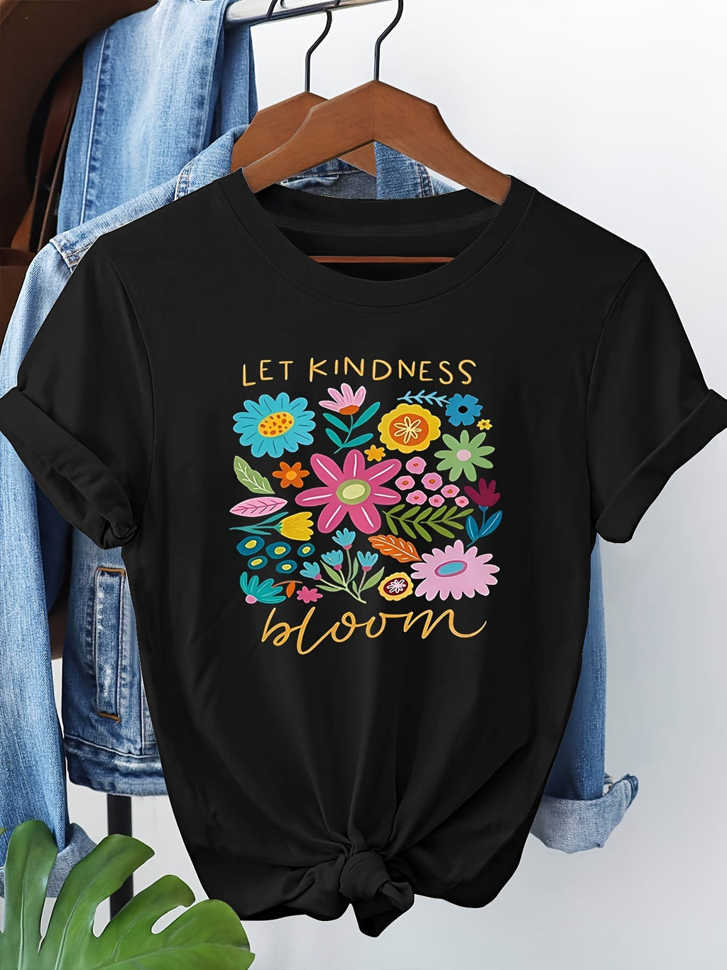 Women’s Let Kindness Bloom Graphic T-Shirt, Floral Inspirational Tee, Cotton Crew Neck Short Sleeve Casual Top