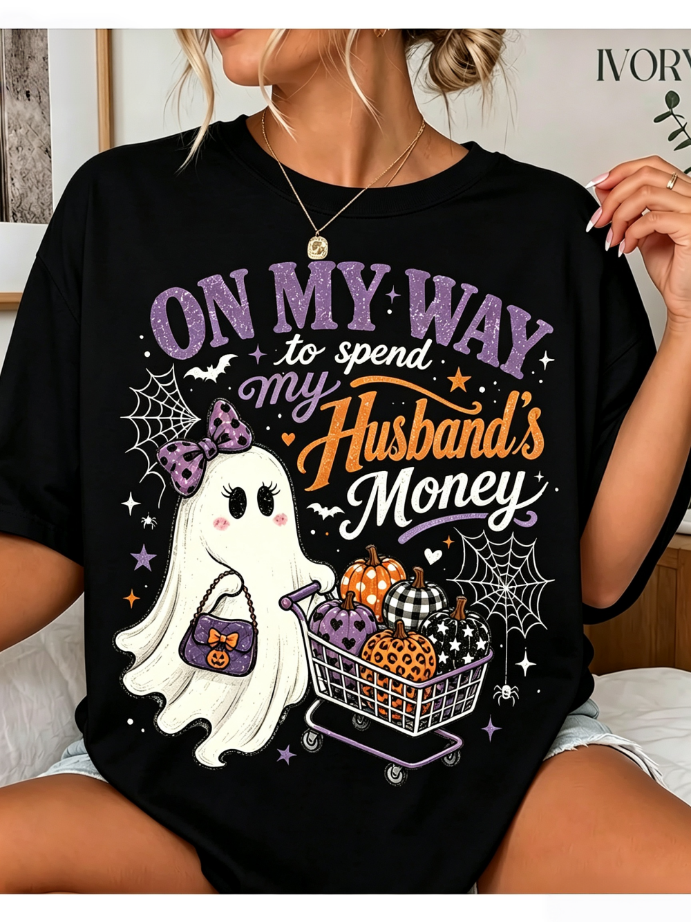 Cute Ghost Shirt Pumpkin Lover Gift Funny Halloween TShirt Spooky Season Gift Retro Ghost Tee Casual Round Neck Top
